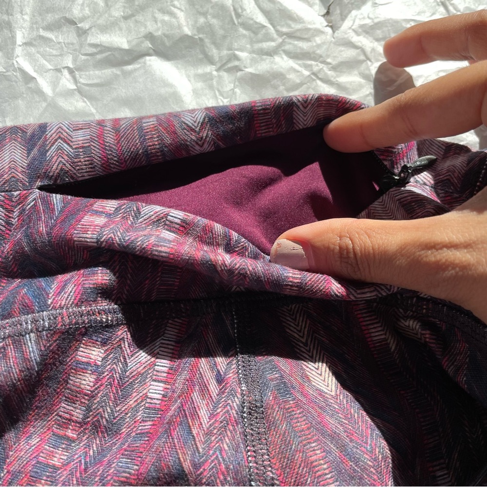 Fabletics High-Waisted Pattern Leggings With Phon… - image 5